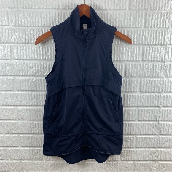 Lululemon Kicking Asphalt Vest Navy 4 - Picture 4 of 10